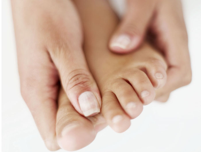 Chữa viêm khớp bàn chân bằng bài thuốc dân gian có thực sự hiệu quả? 1