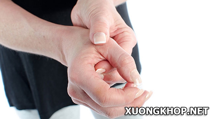 Tìm hiểu nguyên nhân bệnh viêm khớp ngón tay cái và cách điều trị 1